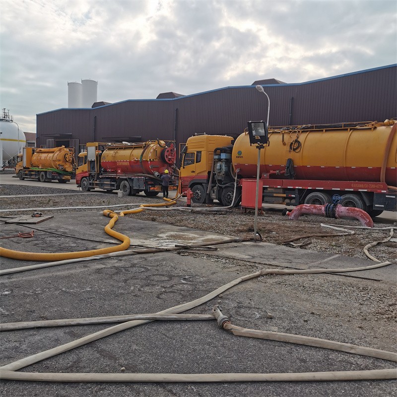 洮北污水池清理